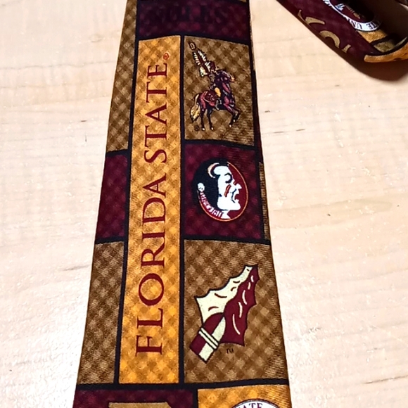 Vintage "Florida State University" Seminoles Necktie by Eagle Neckwear - Picture 6 of 6